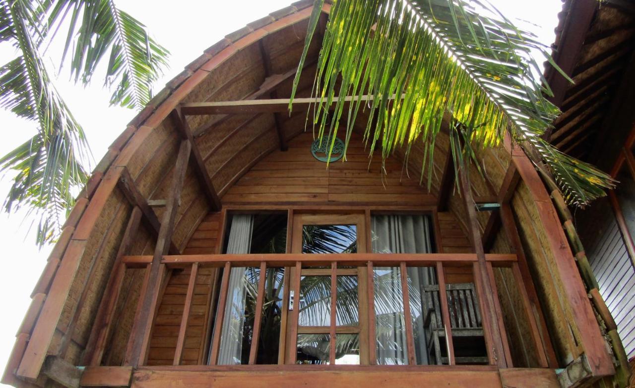 Dikaloha Surfschool And Stay Airsatang المظهر الخارجي الصورة
