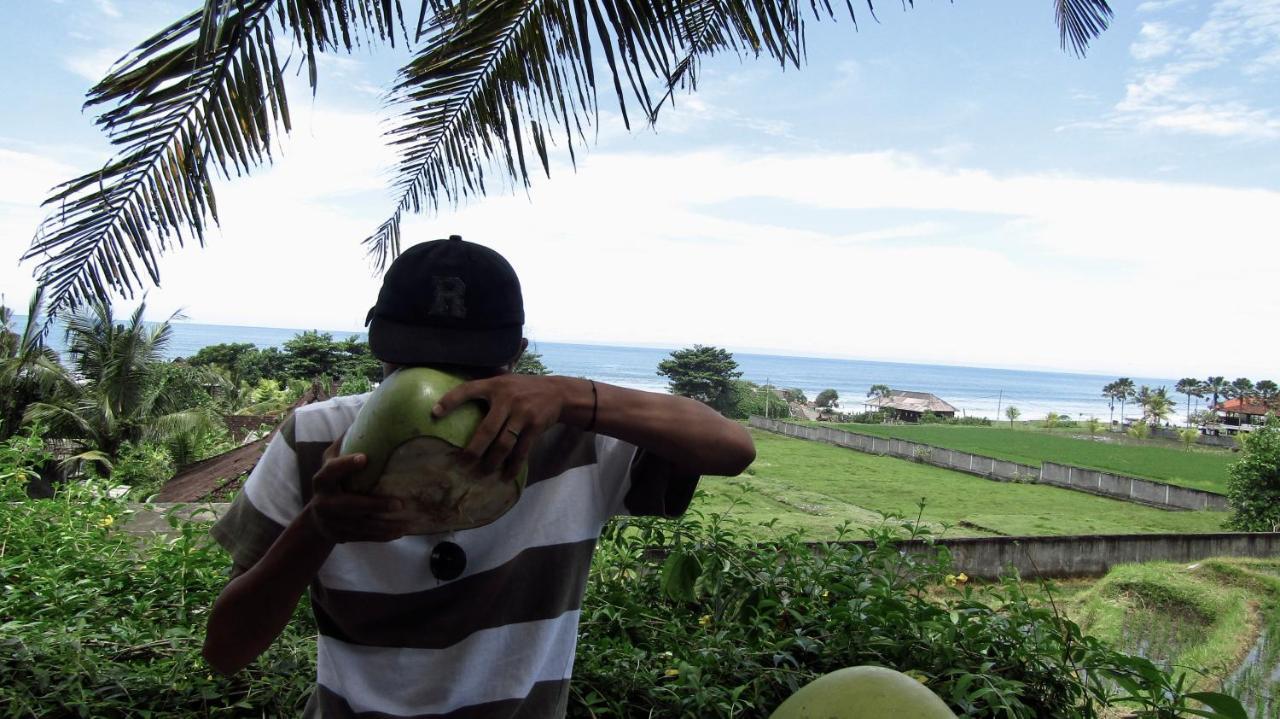 Dikaloha Surfschool And Stay Airsatang المظهر الخارجي الصورة
