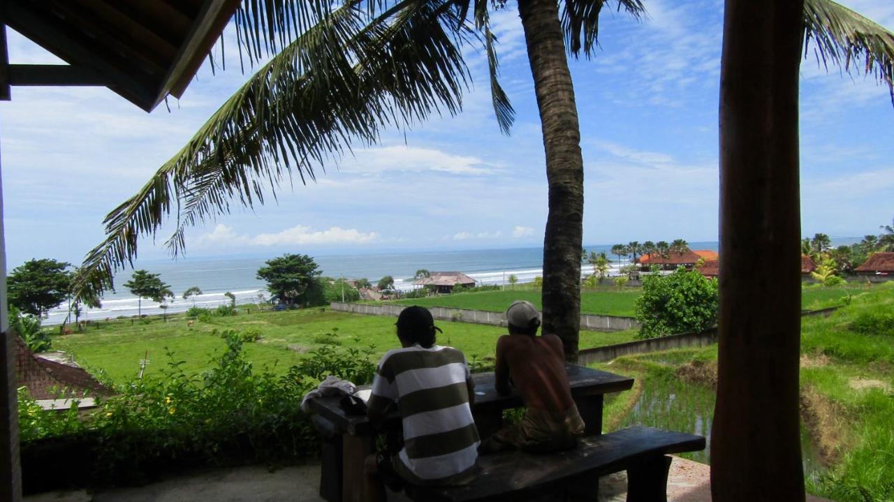 Dikaloha Surfschool And Stay Airsatang المظهر الخارجي الصورة